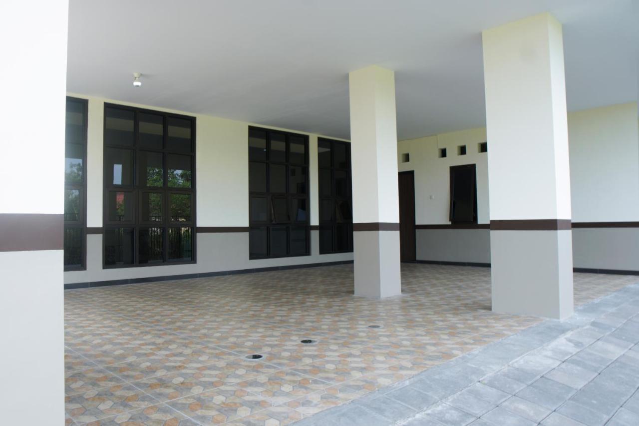 Kost Eksklusif Teduh Hostel Yogyakarta Luaran gambar